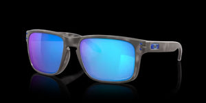 Oakley Holbrook